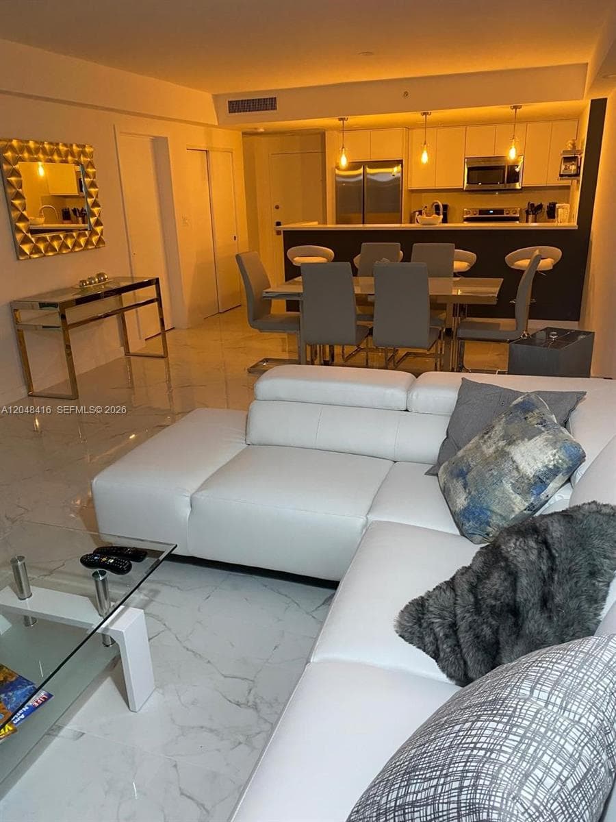 5601 Collins Ave 722 photo 7