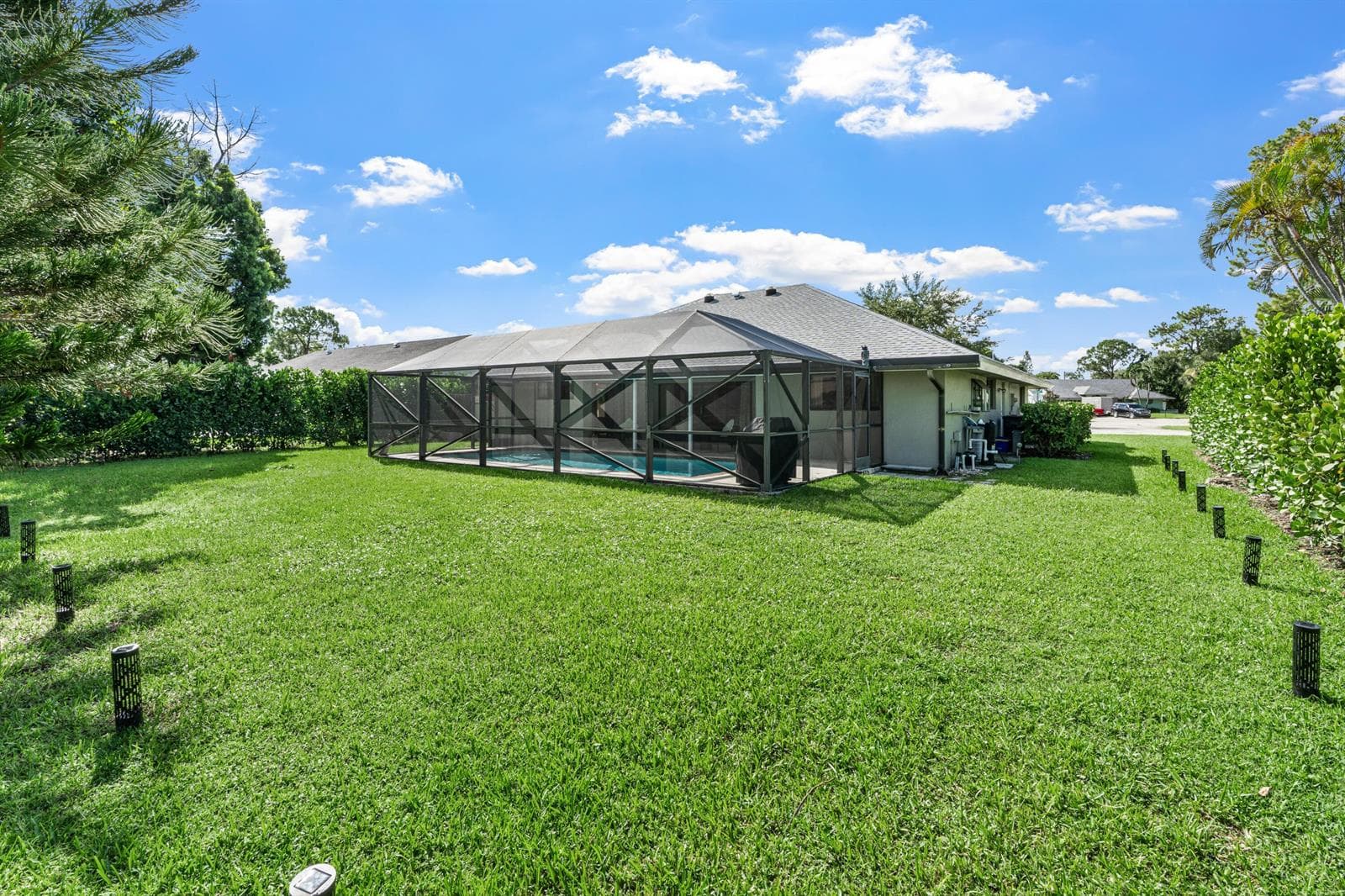13471 Barberry Drive photo 25