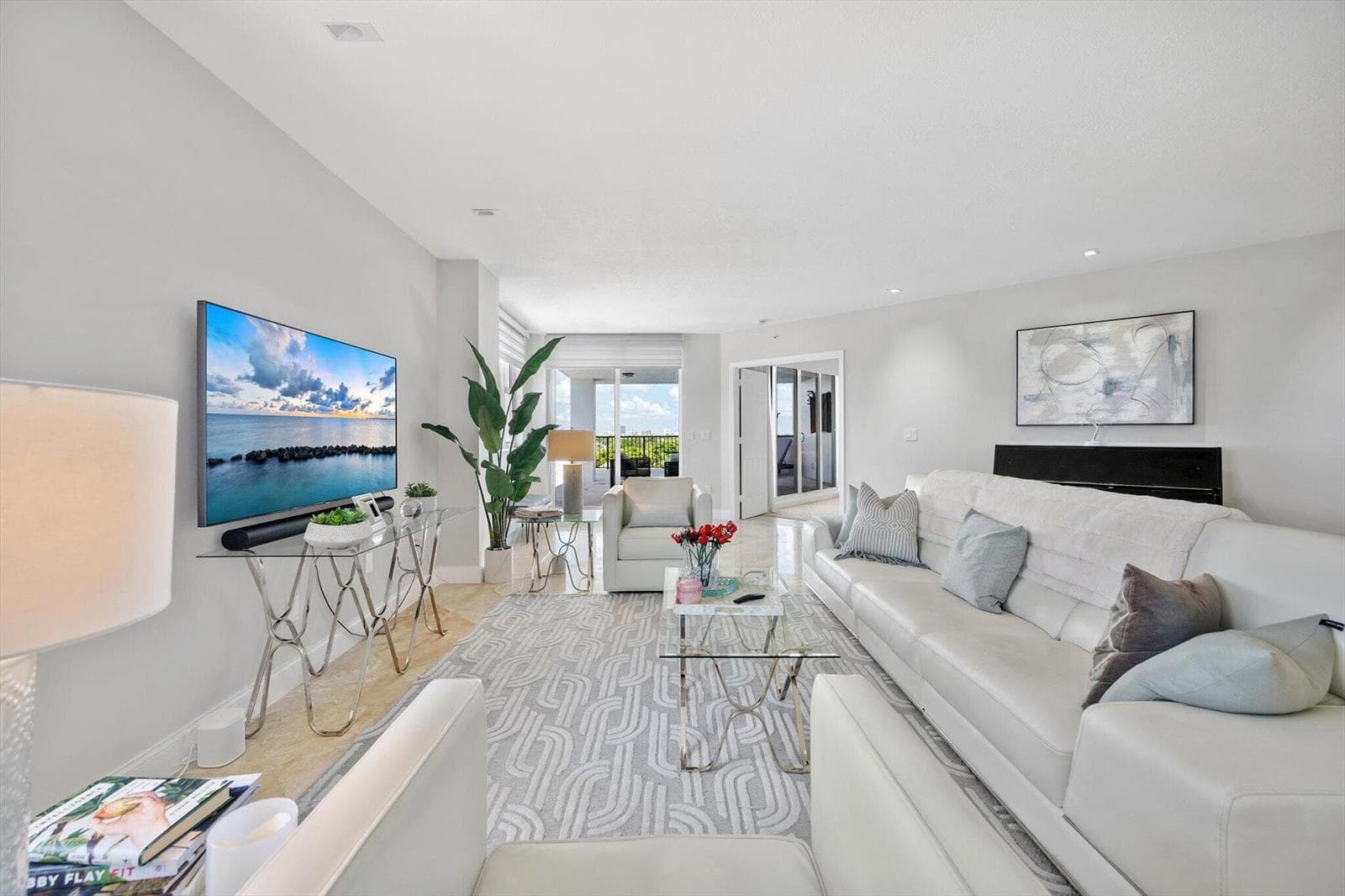 615 Bayshore Drive 603 photo 11