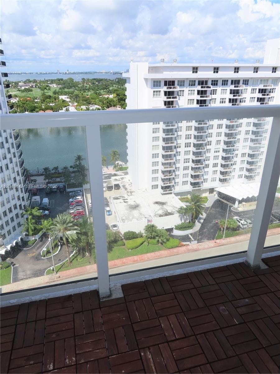 5701 Collins Ave 1703 photo 6