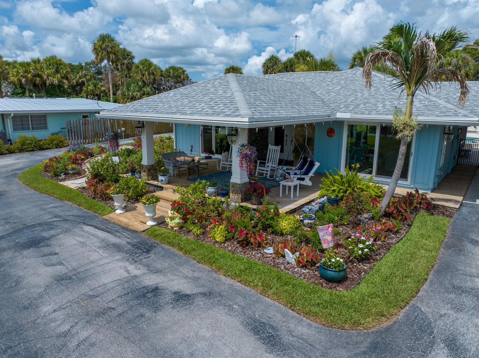 1711 S Indian River Drive photo 4