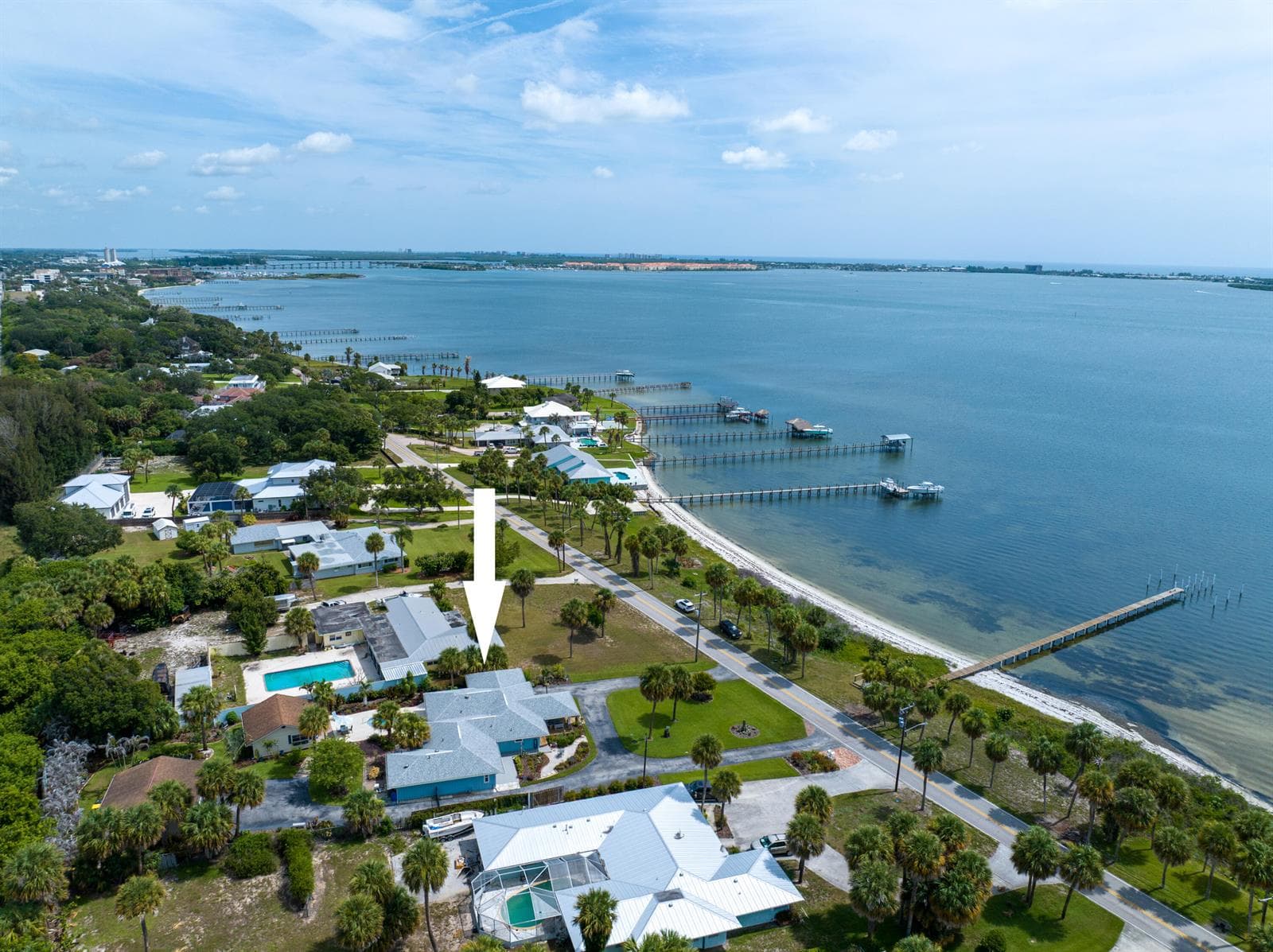 1711 S Indian River Drive photo 8