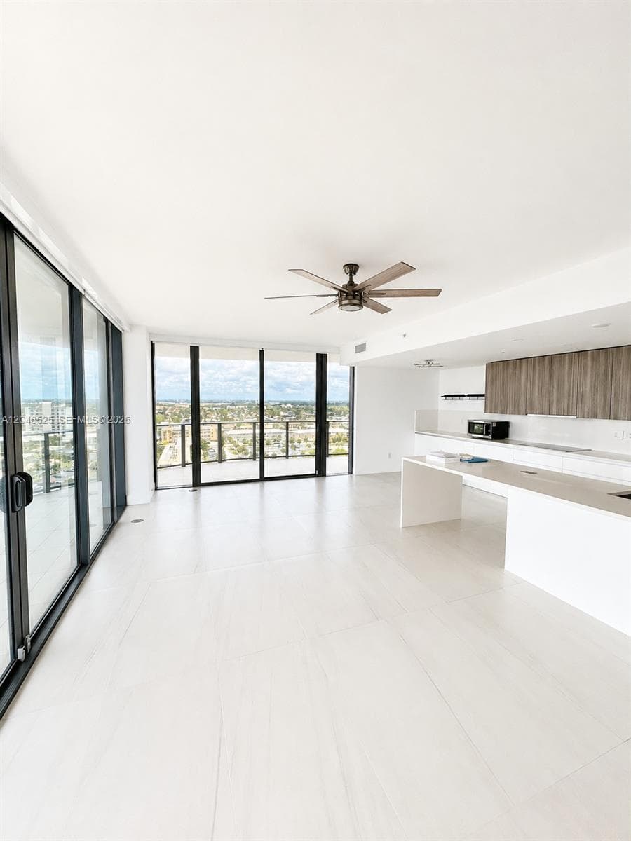 730 N Ocean Blvd 1205 photo 6
