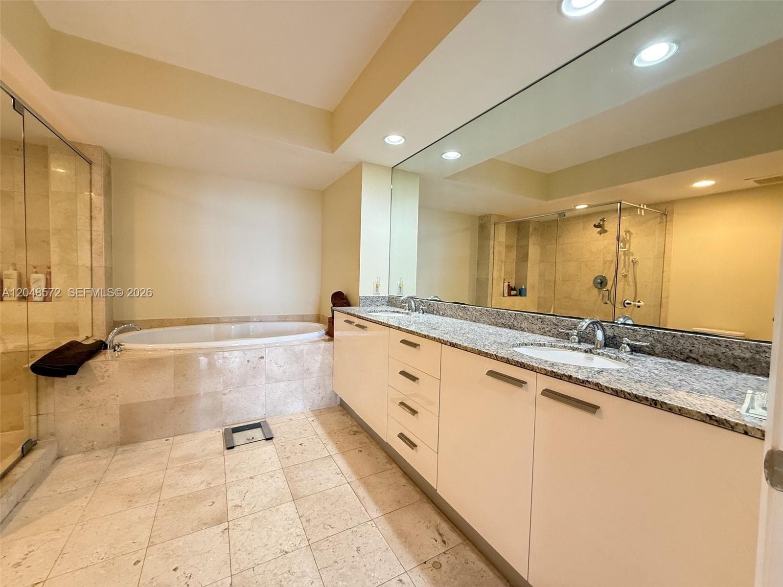 1800 S Ocean Dr 2203 photo 24