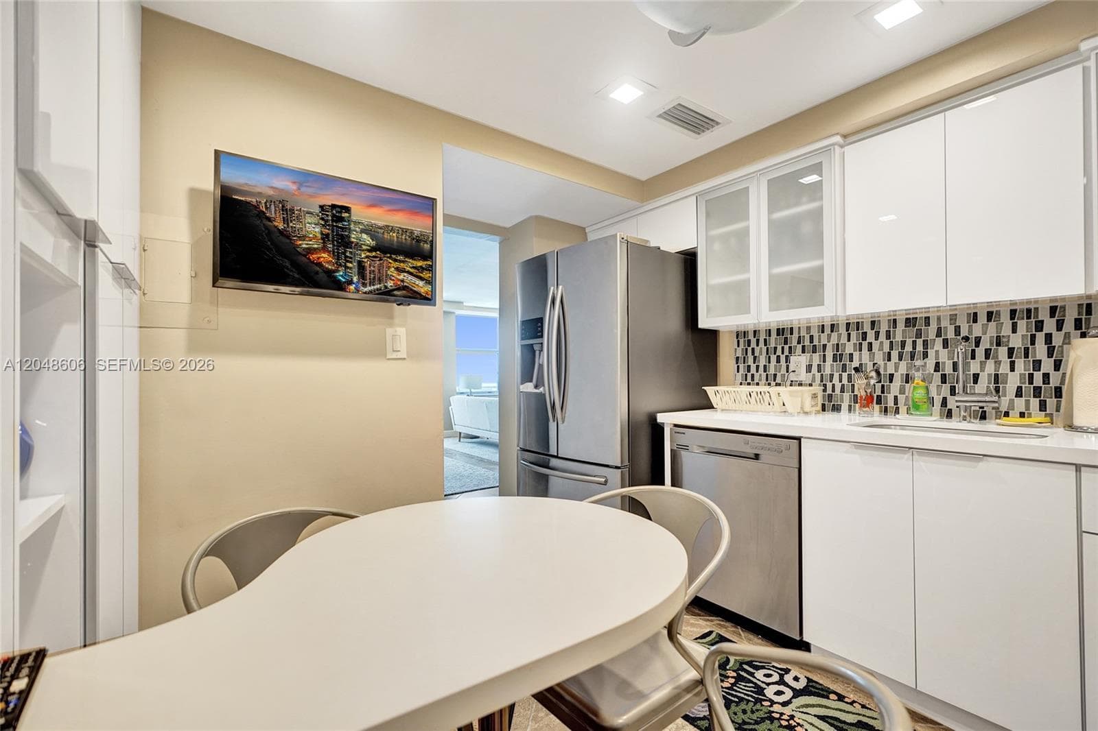 9225 Collins Ave 1402 photo 6