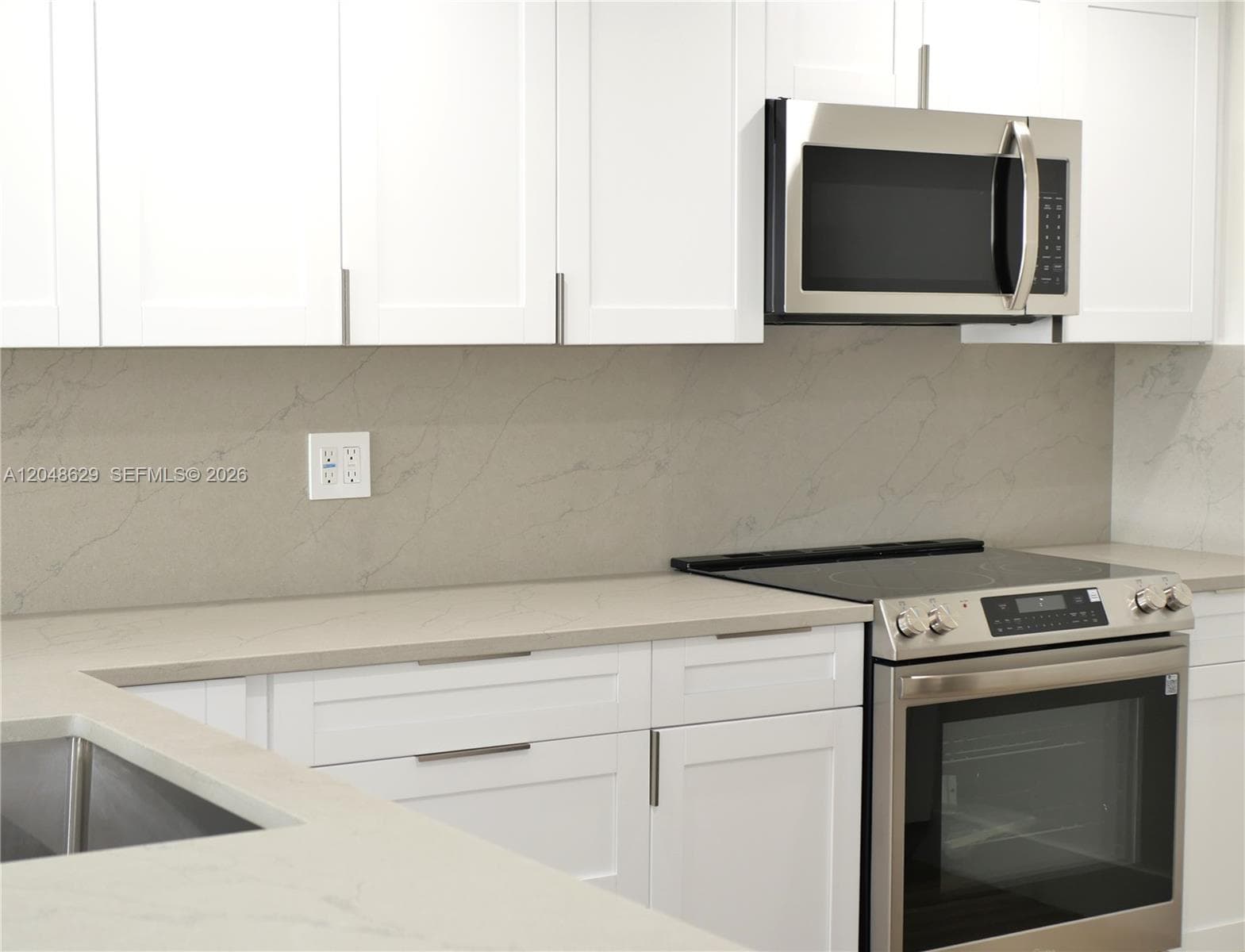 3080 N Course Dr 602 photo 6