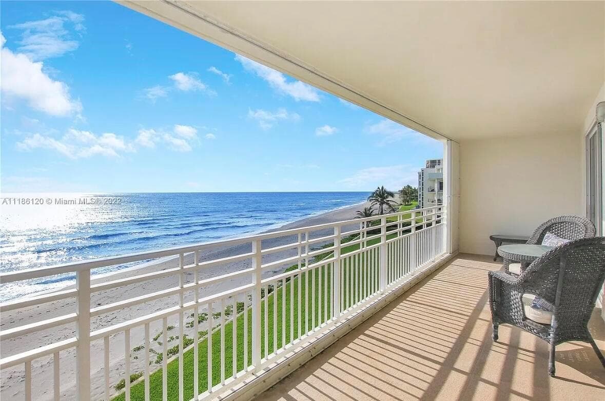 350 S Beach Road 401 photo 2