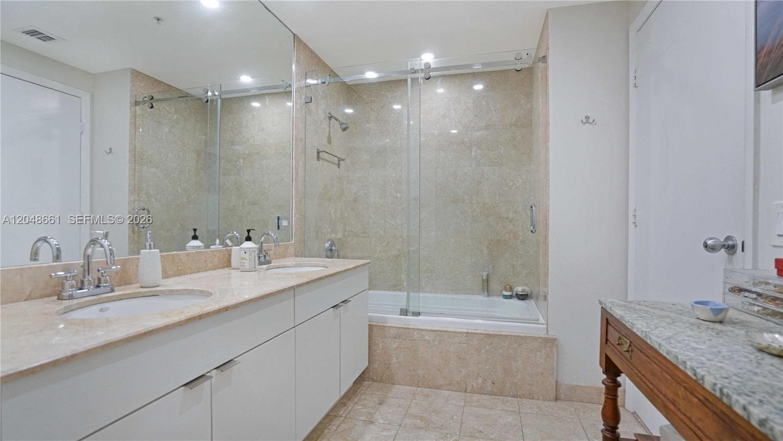 801 Brickell Key Blvd 2210 photo 16