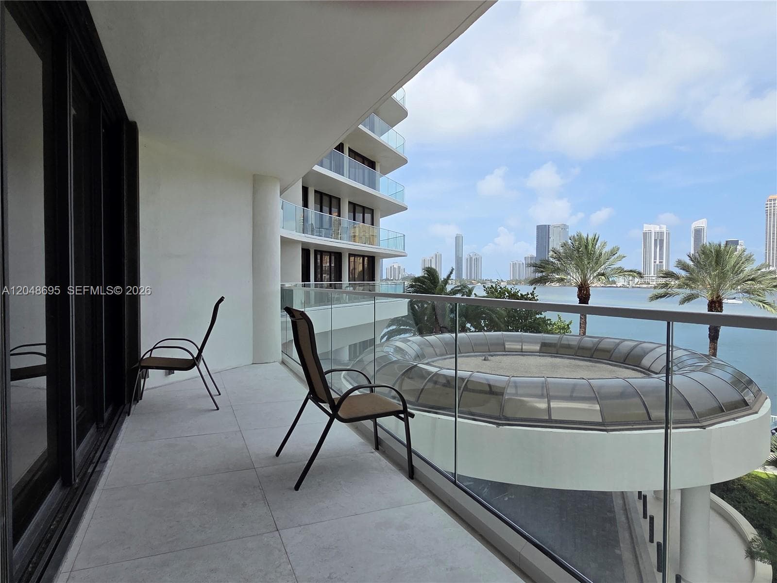 2800 Island Blvd 302 photo 1