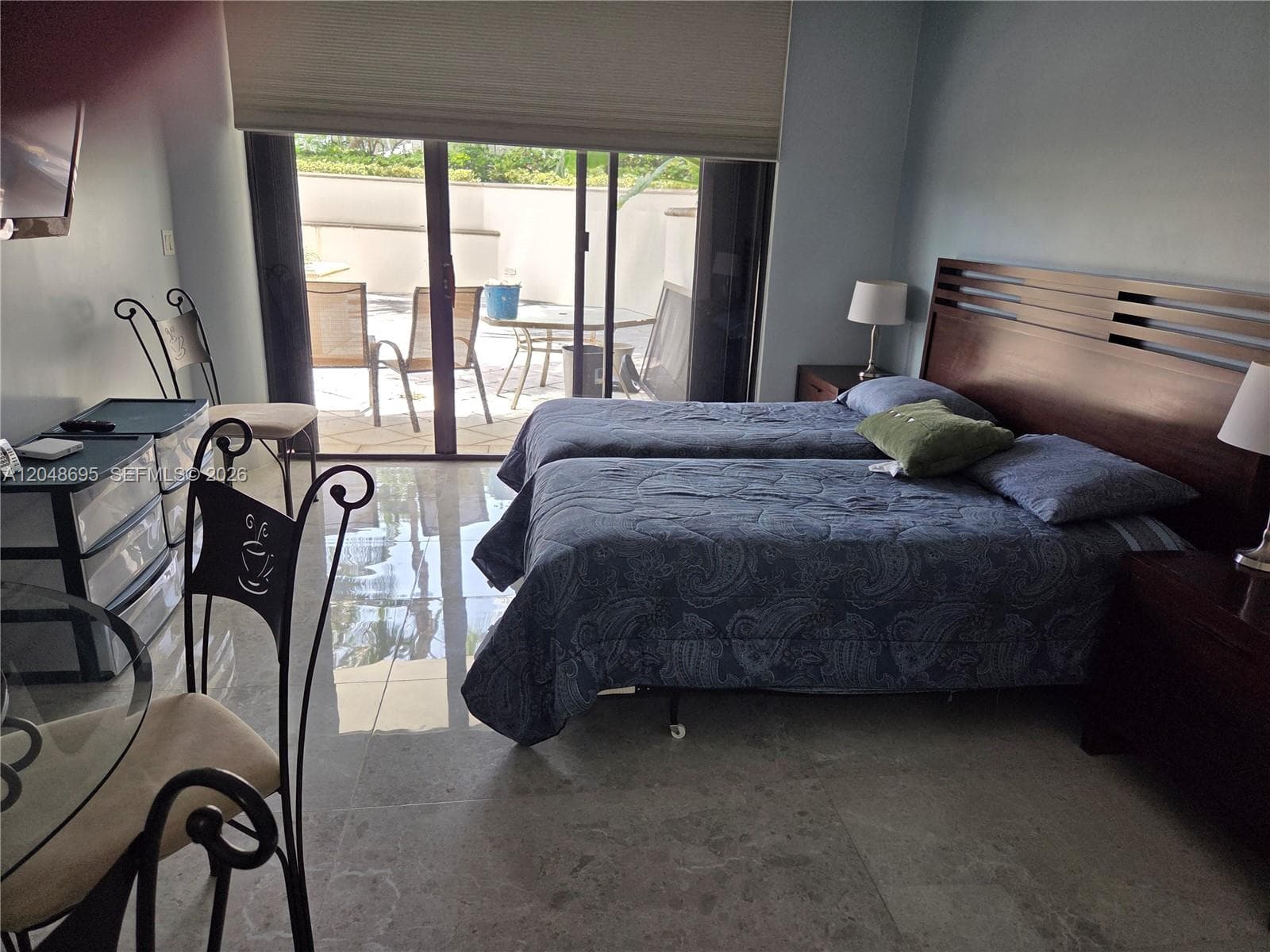 2800 Island Blvd 302 photo 20