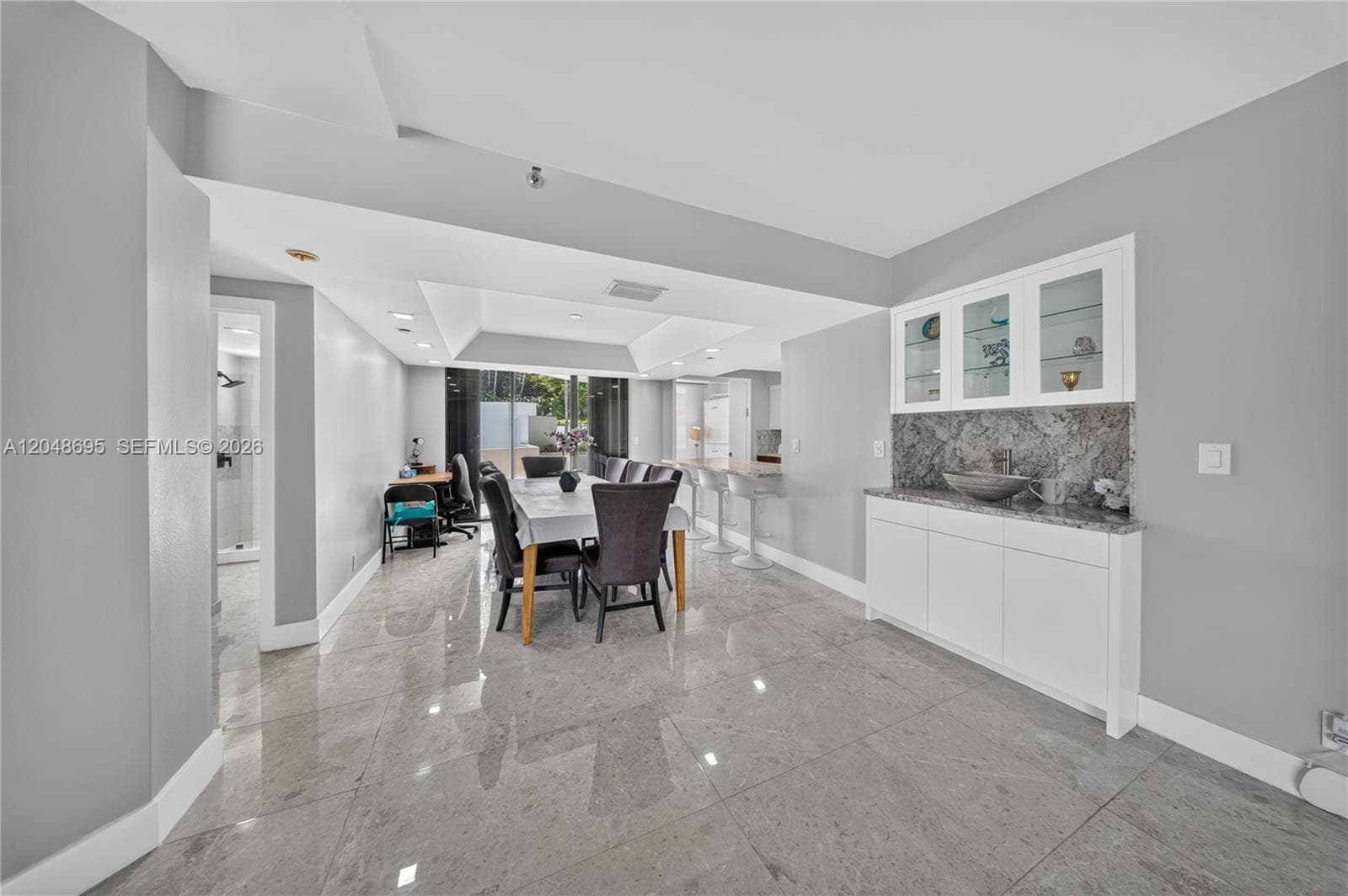 2800 Island Blvd 302 photo 8