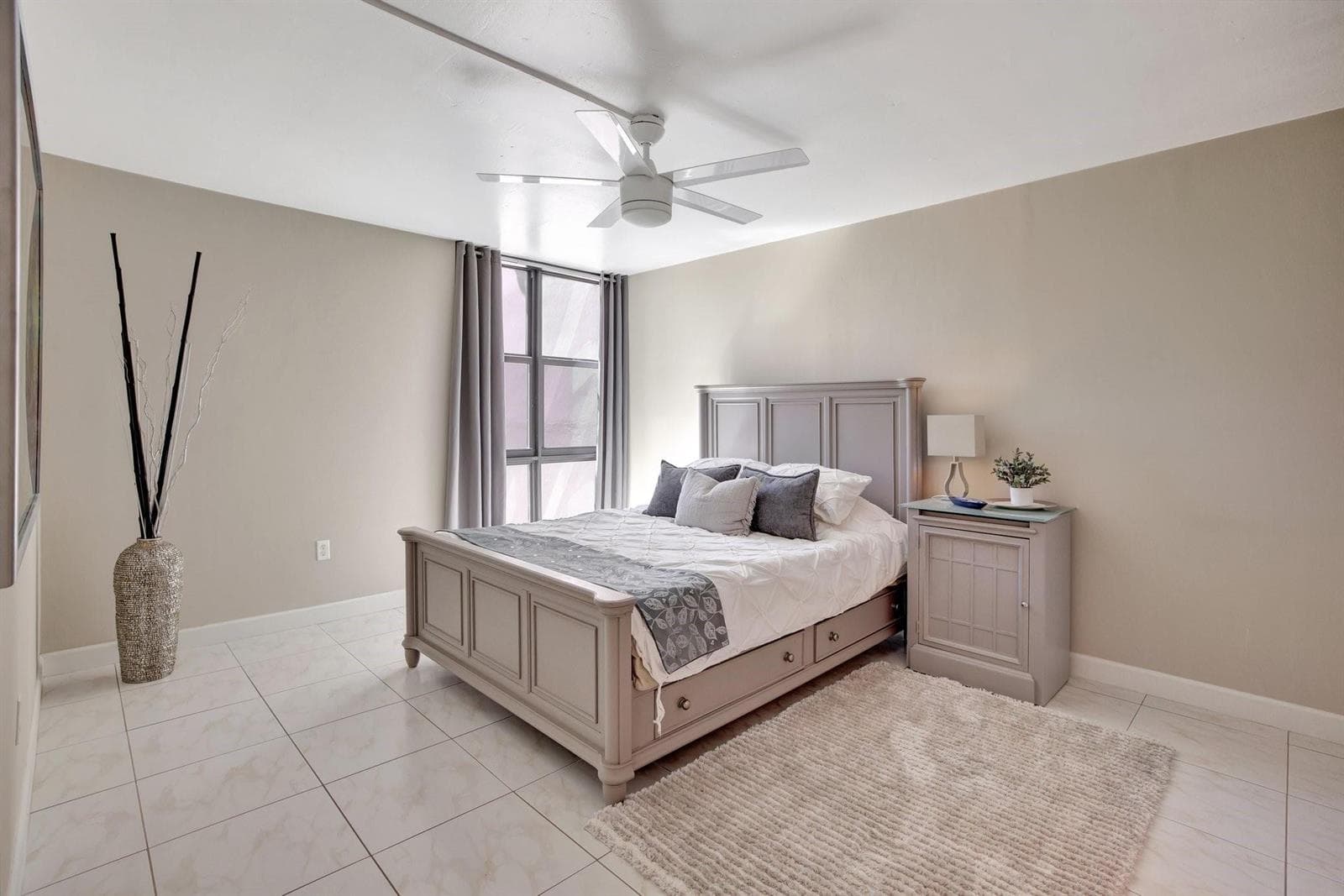 1101 River Reach Drive 415 photo 14