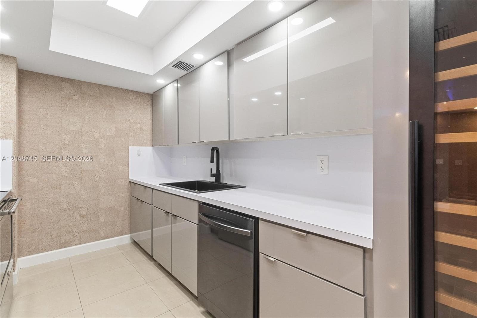 9801 Collins Ave 11-O photo 13