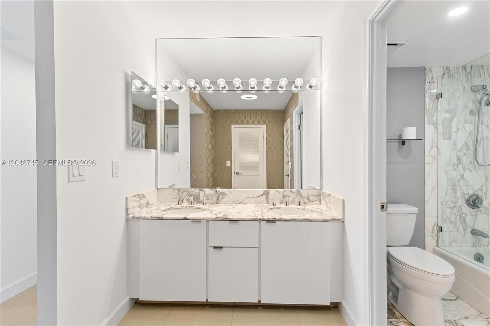 9801 Collins Ave 11-O photo 16