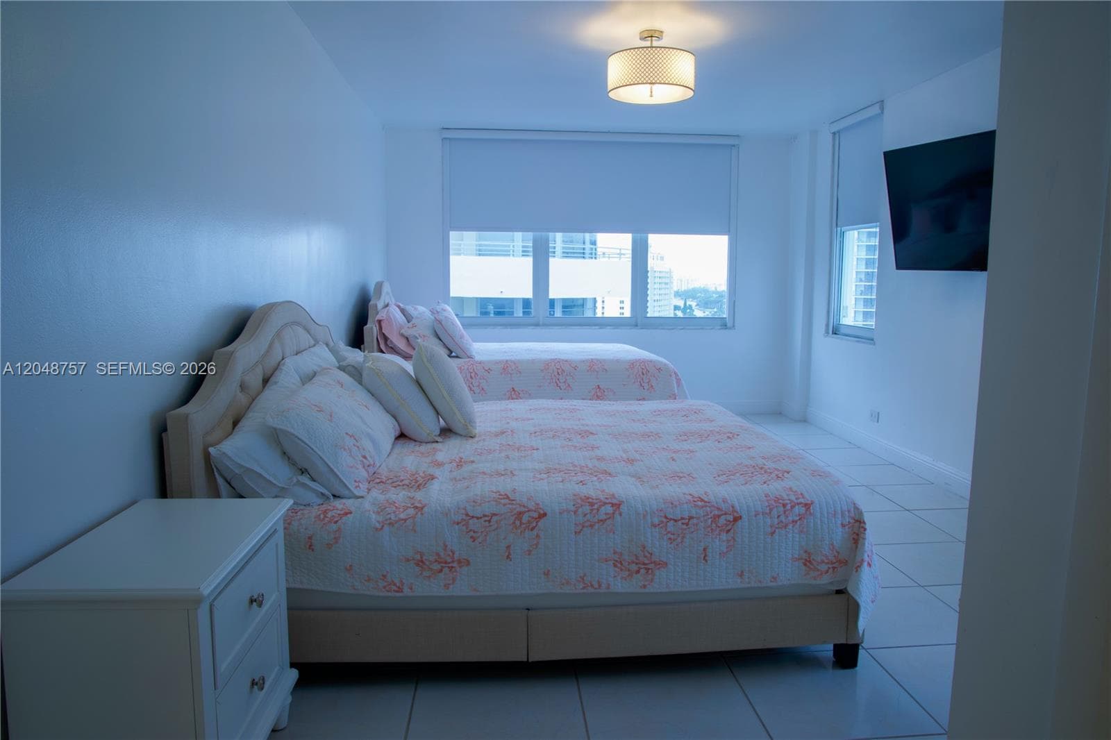 5601 Collins Ave 1614 photo 13