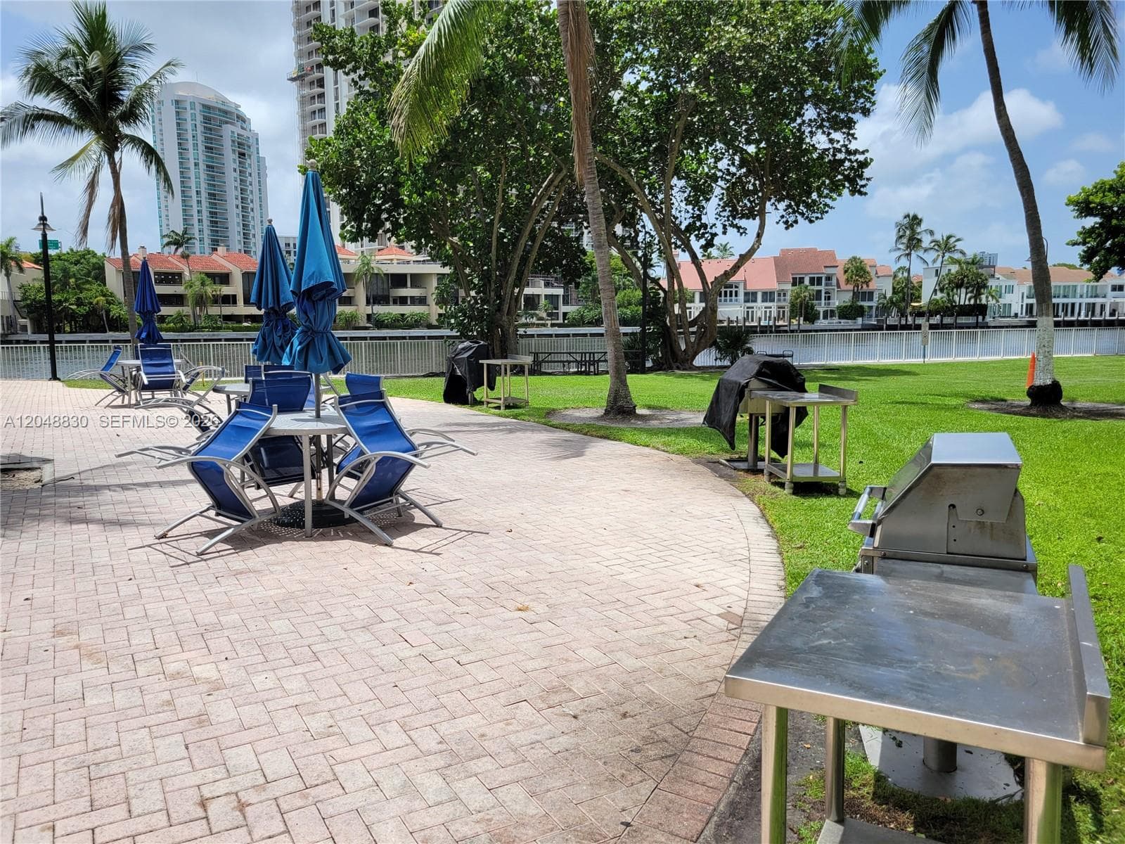 19390 Collins Ave 220 photo 20