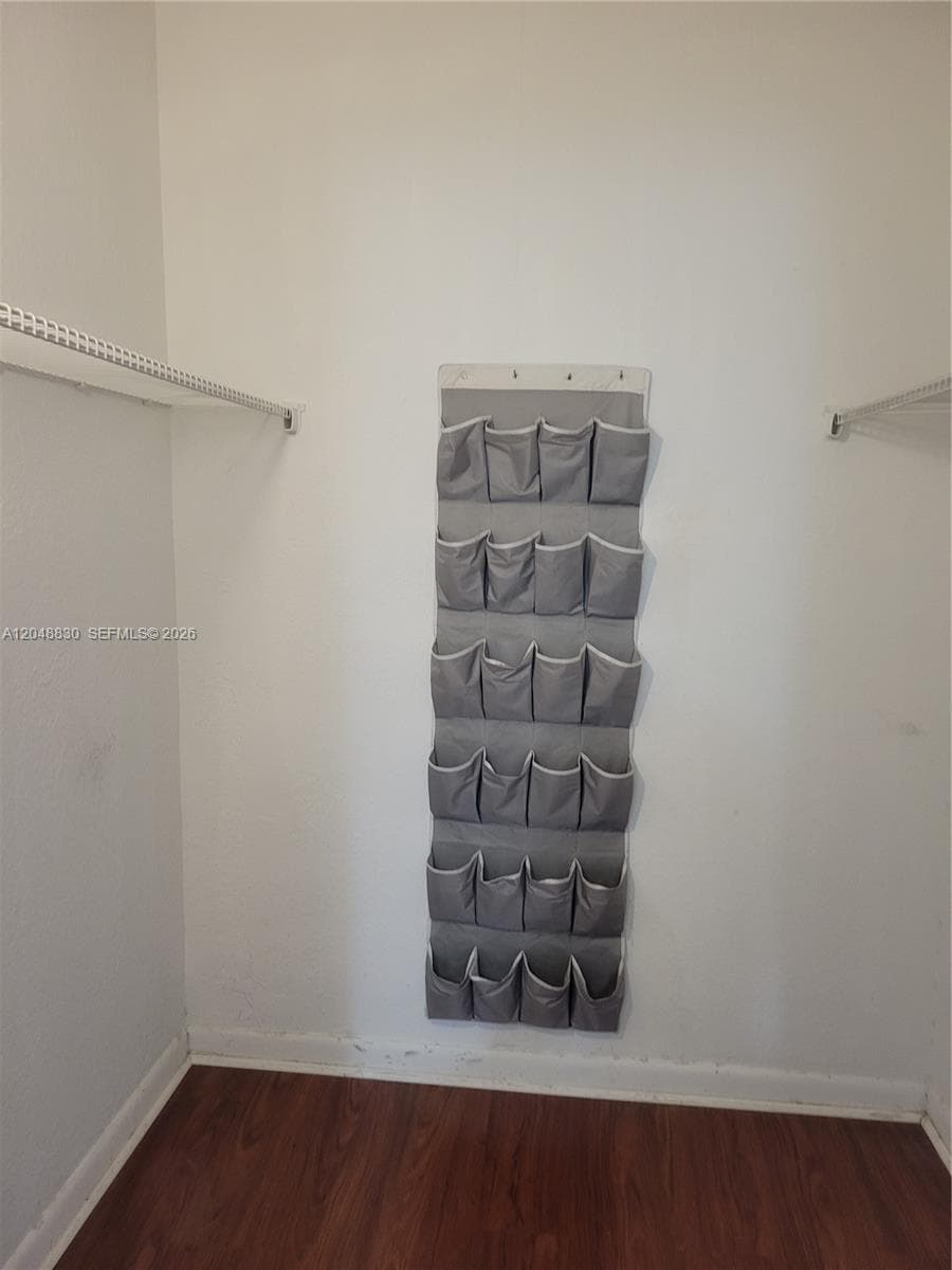 19390 Collins Ave 220 photo 10