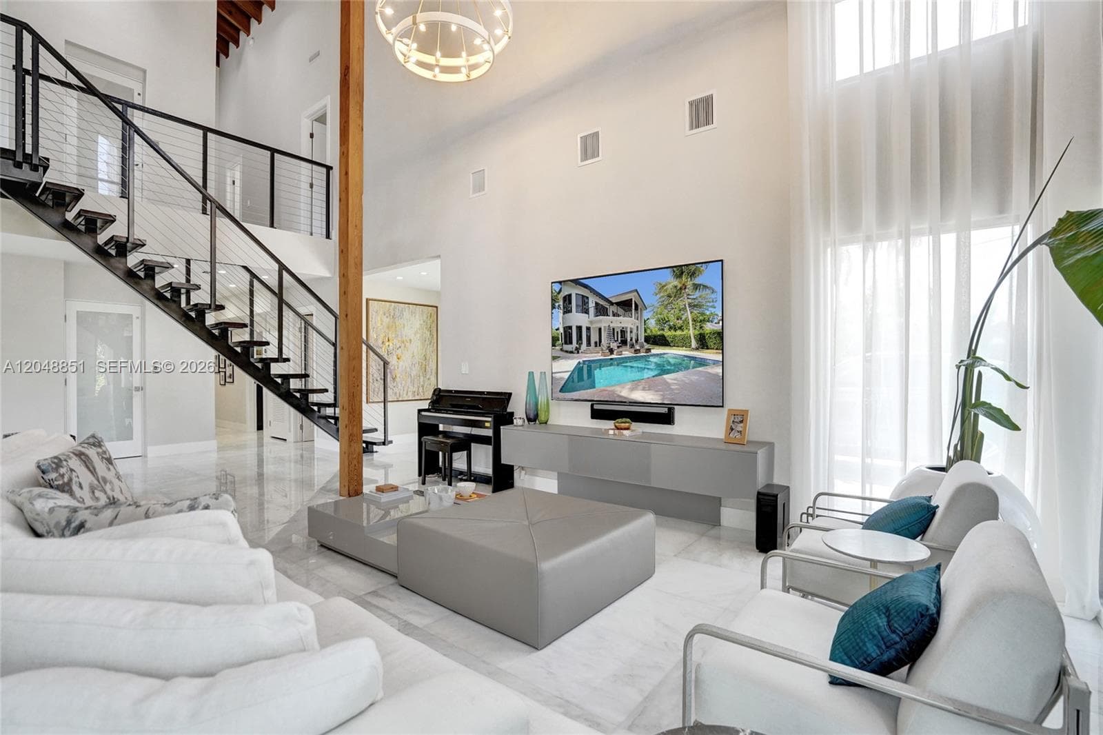 113 Holiday Dr photo 15