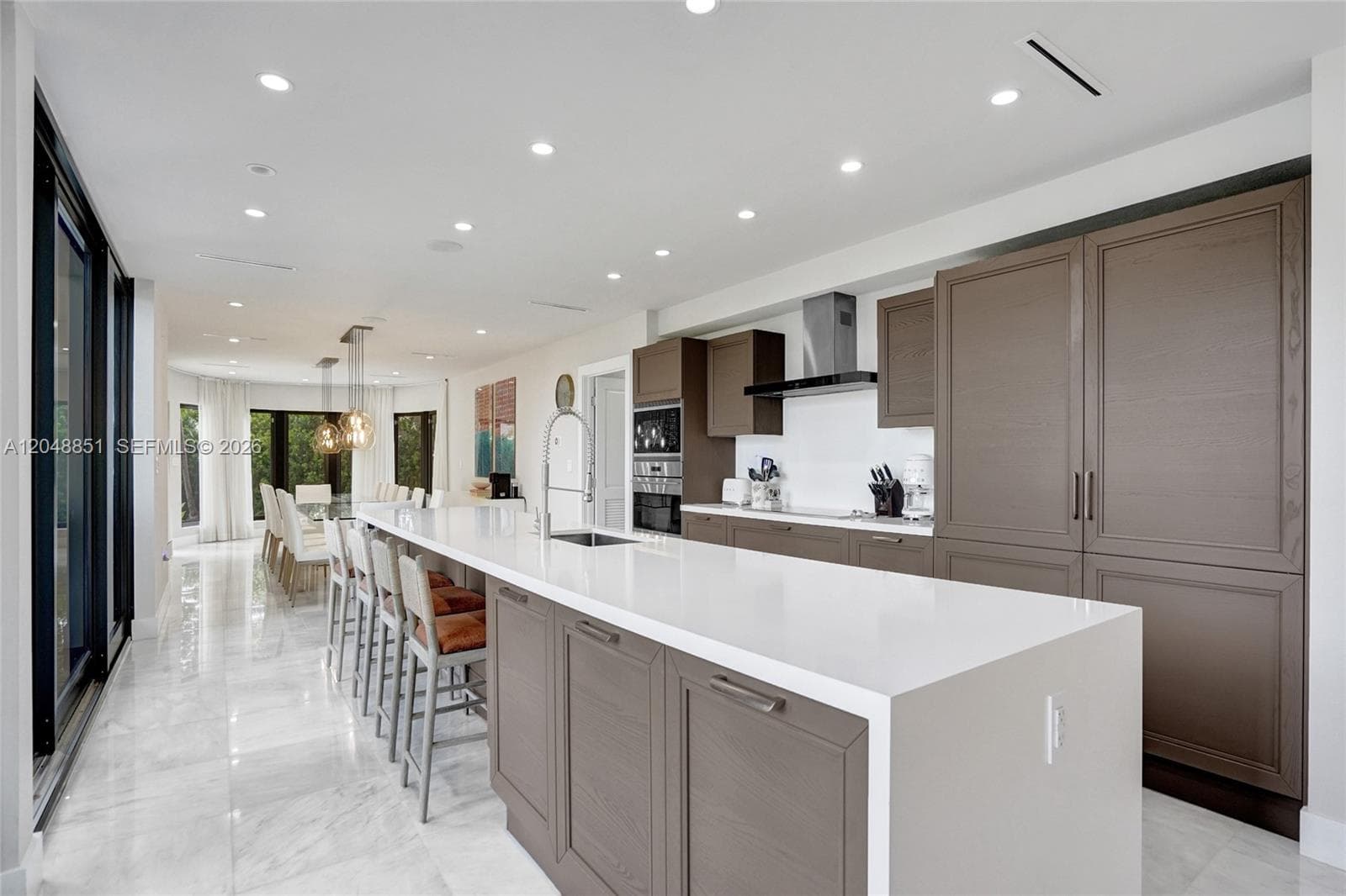 113 Holiday Dr photo 21