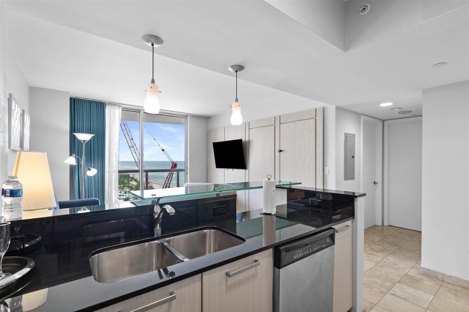 18683 Collins Avenue 1404 photo 4