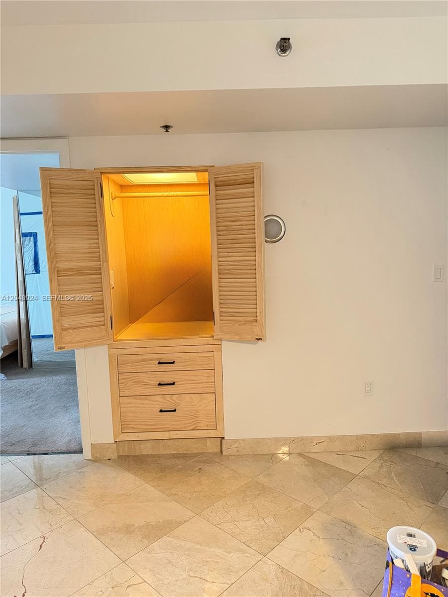 1201 S Ocean Dr 410S photo 14