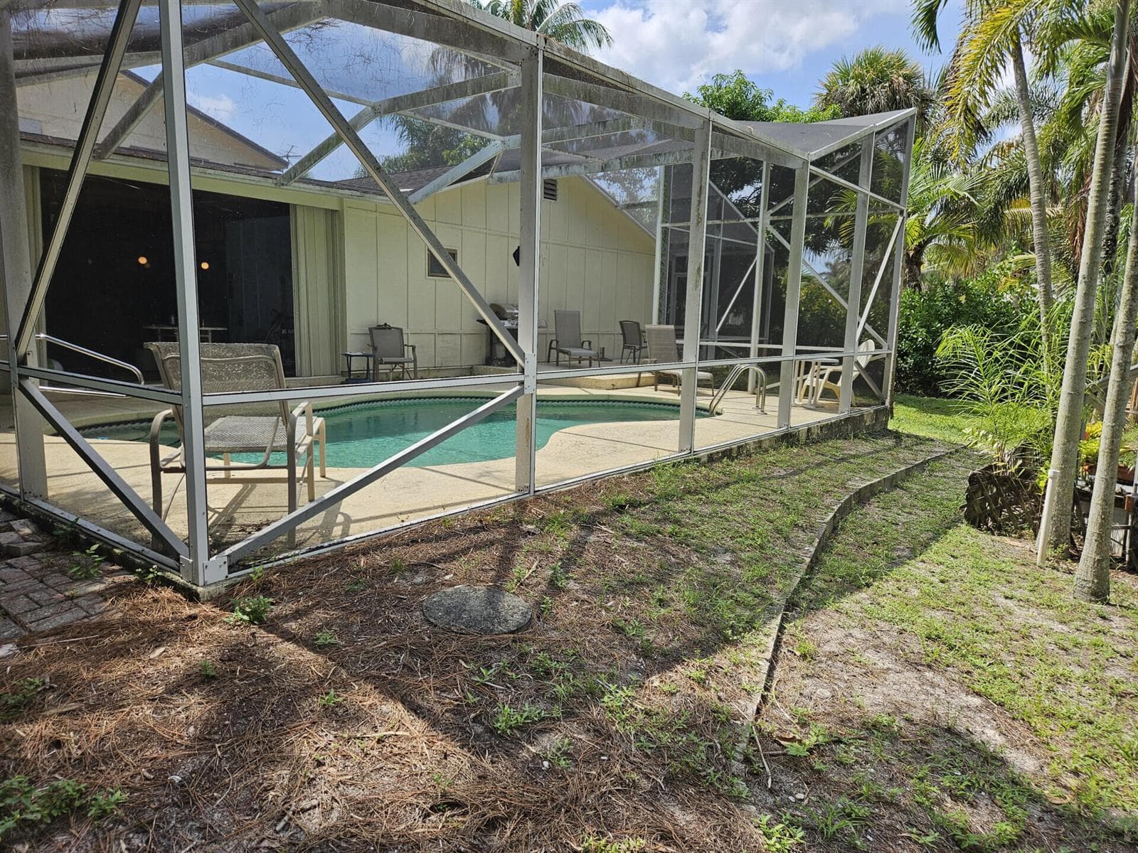 596 Greenwood Drive photo 23