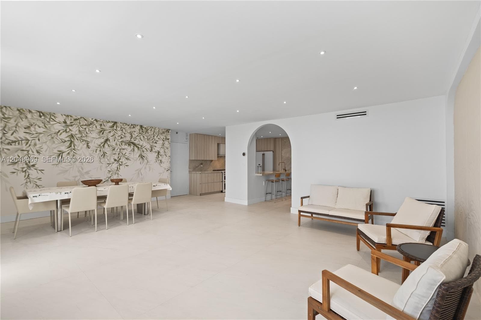 9511 Collins Ave 403 photo 4