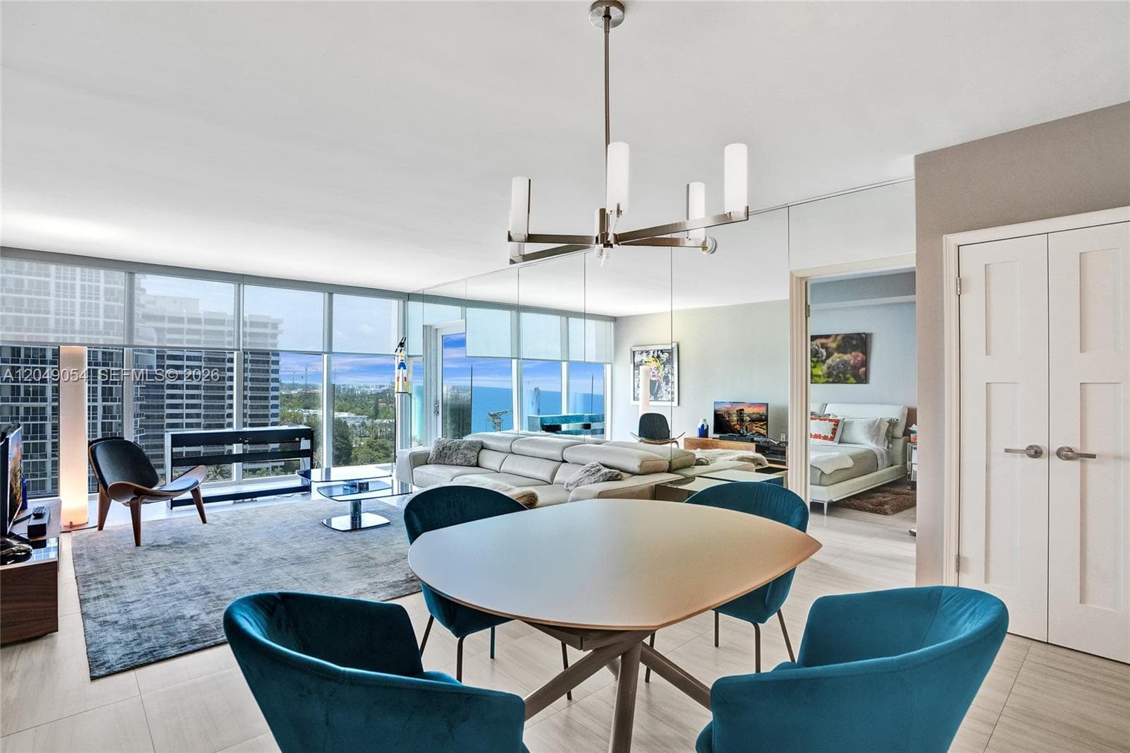 10275 Collins Ave 1116 photo 3