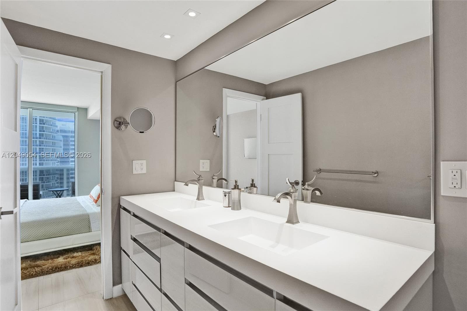 10275 Collins Ave 1116 photo 10
