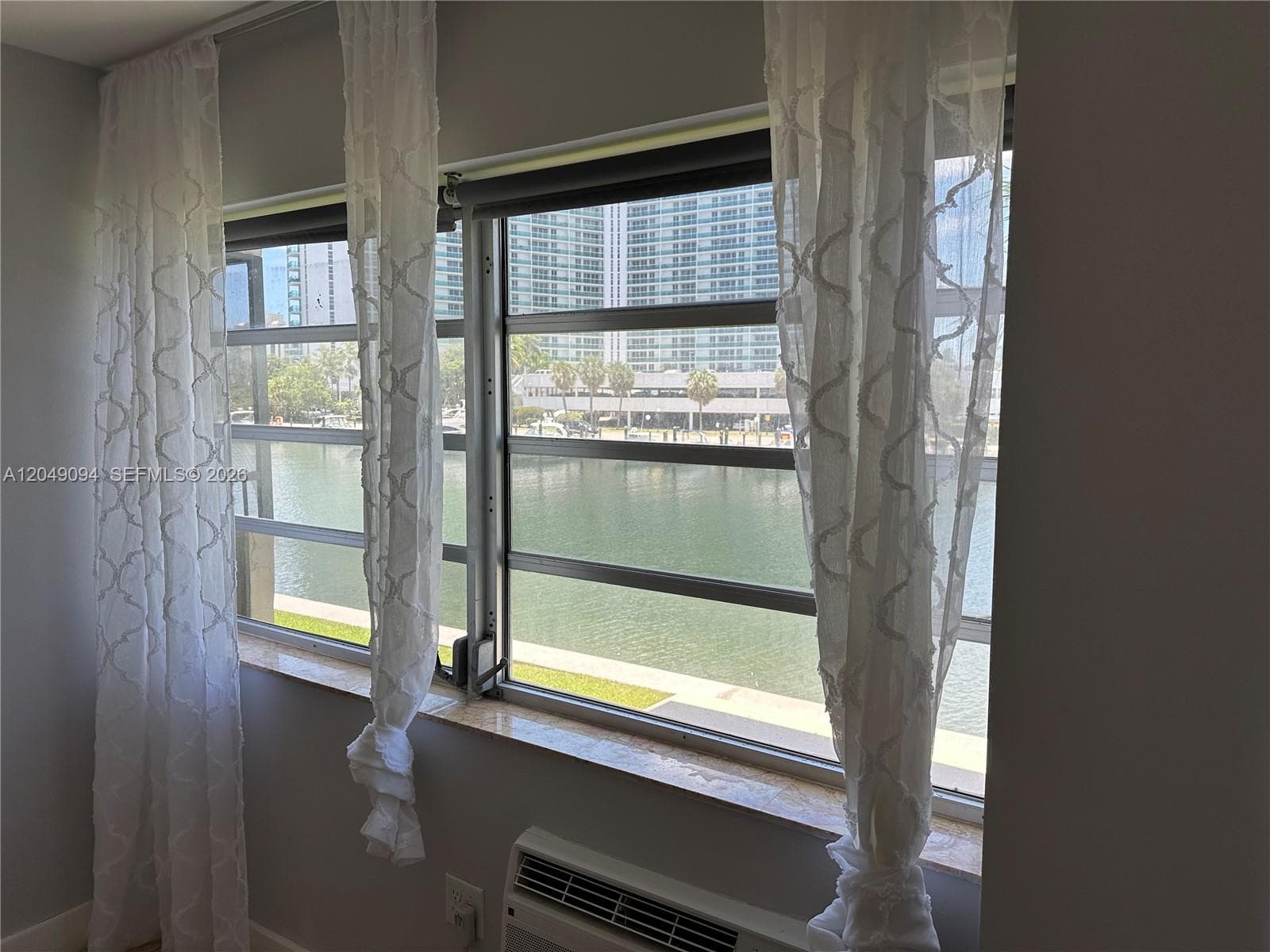 207 photo 18