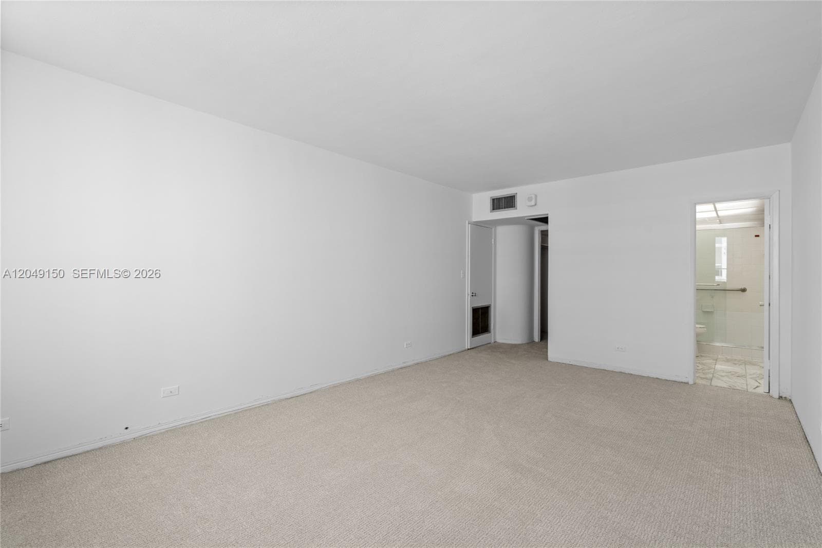 5005 Collins Ave 509 photo 10