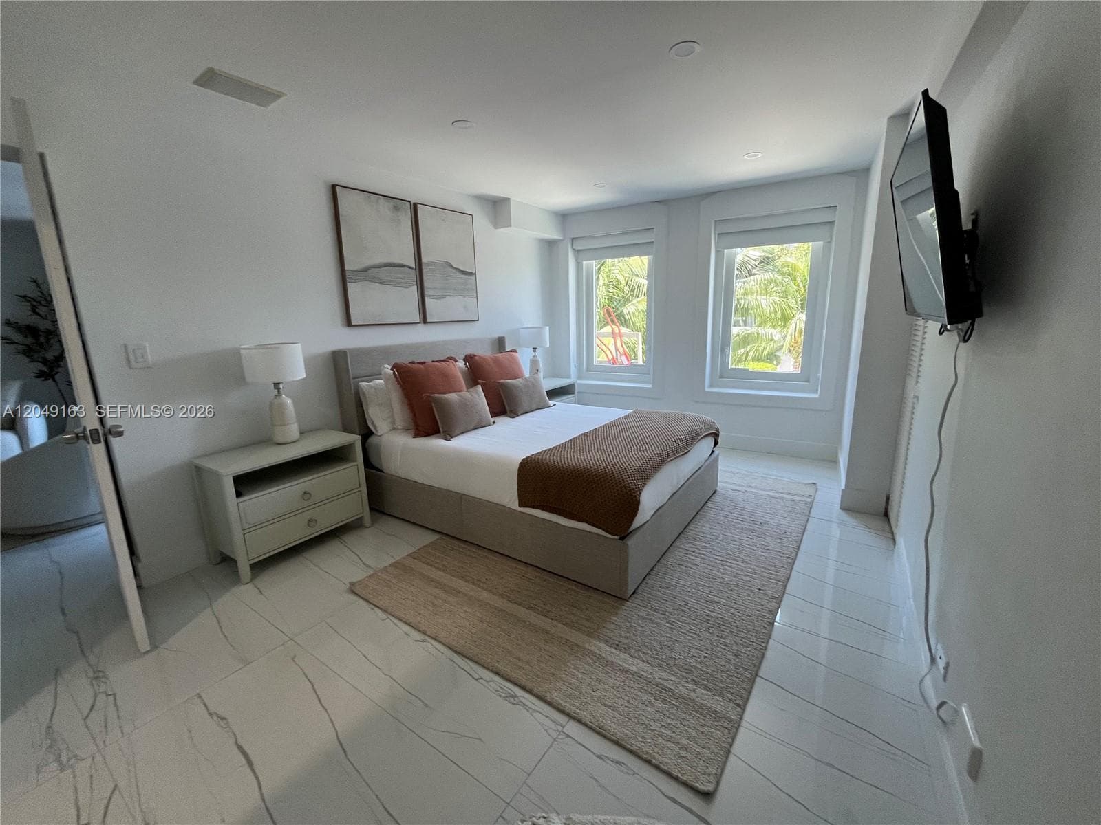 2301 Collins Ave 326 photo 11