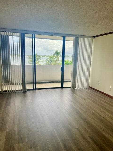 5200 N Flagler Drive 503 photo 25