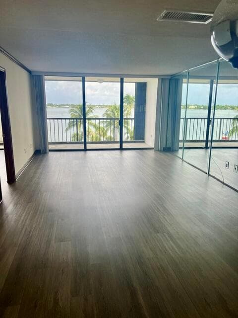 5200 N Flagler Drive 503 photo 23