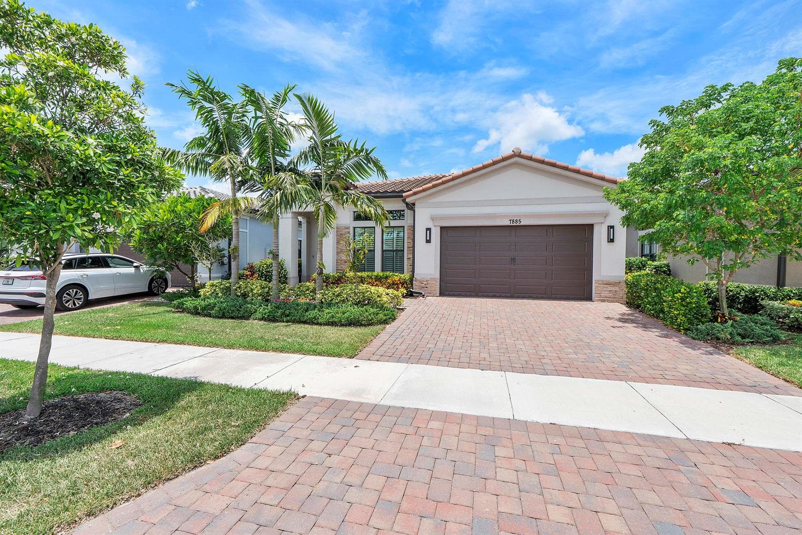 7885 Ironwood Way photo 1