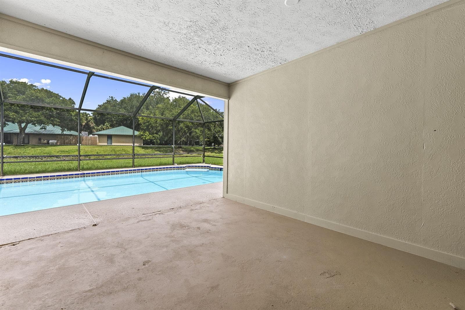 2398 SW Caballero Street photo 24