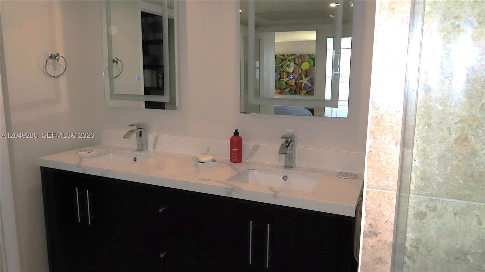 5701 Collins Ave 302 photo 23