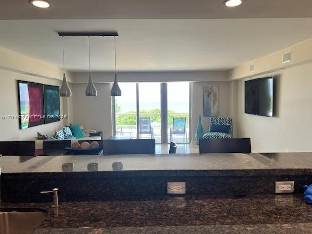 5701 Collins Ave 302 photo 4
