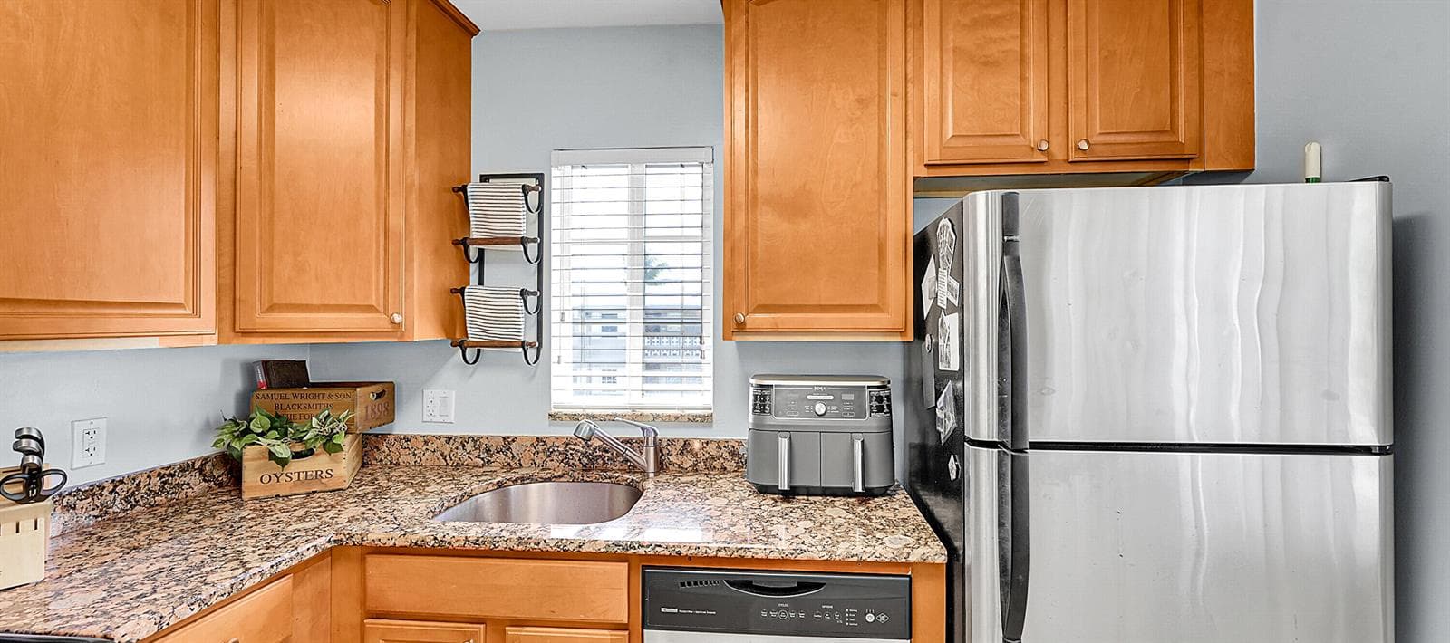 410 SW 15th Street 206 photo 11