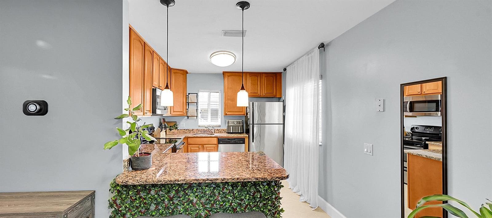 410 SW 15th Street 206 photo 8