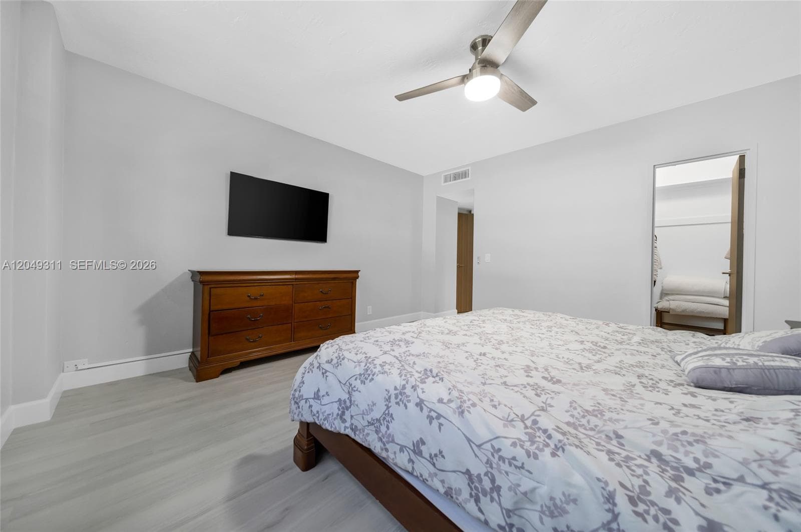 4250 Galt Ocean Dr 1J photo 16