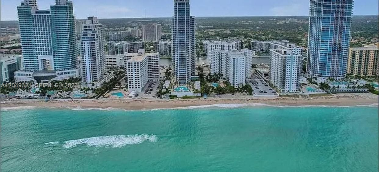 3101 S Ocean Dr 1406 photo 1