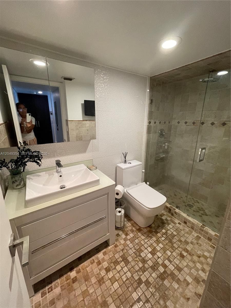 8911 Collins Ave 505 photo 24