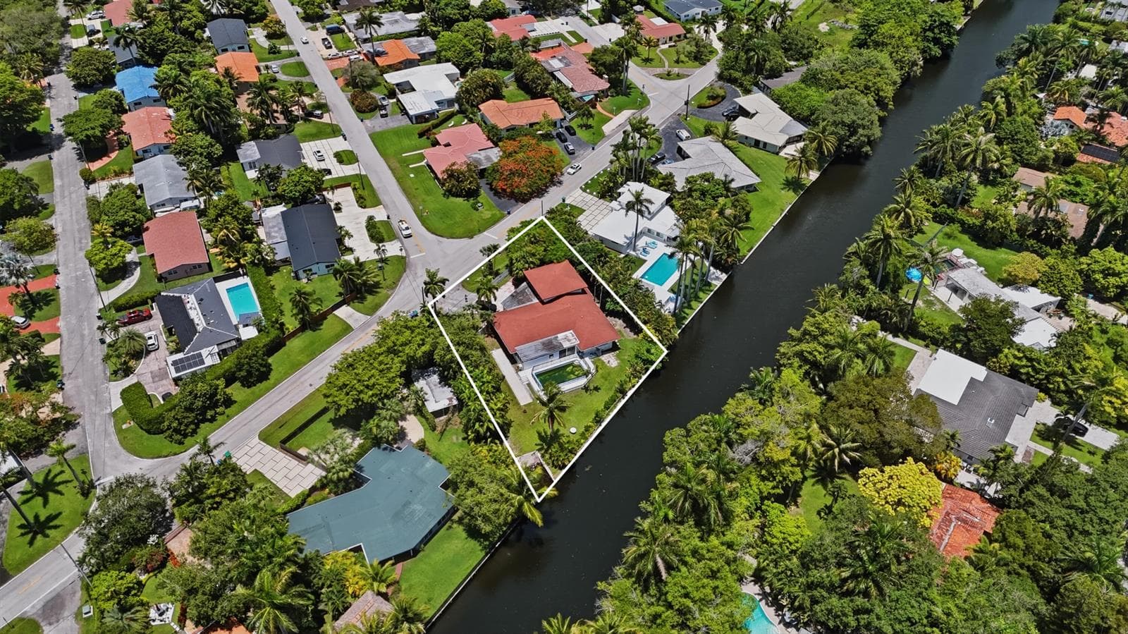 11401 W Biscayne Canal Road photo 5