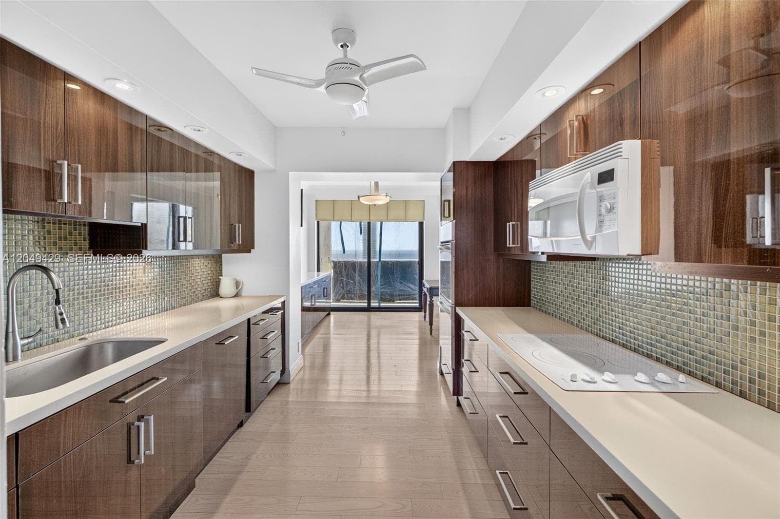 19667 Turnberry Way 19K photo 20