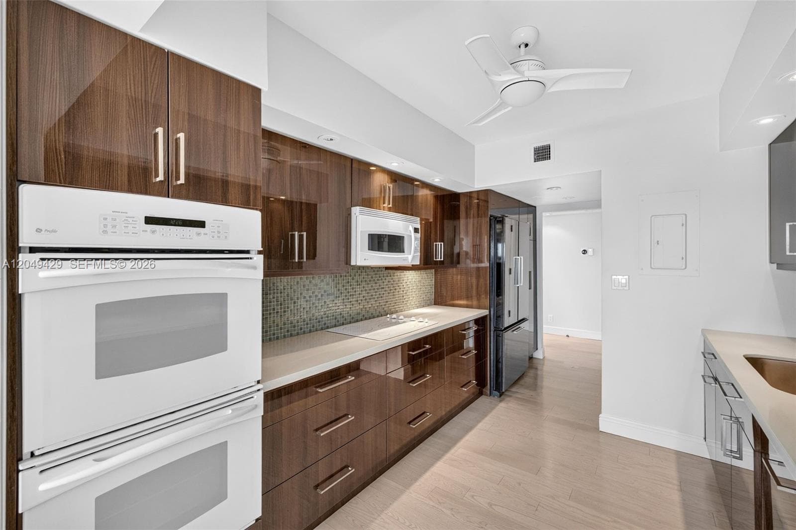 19667 Turnberry Way 19K photo 19