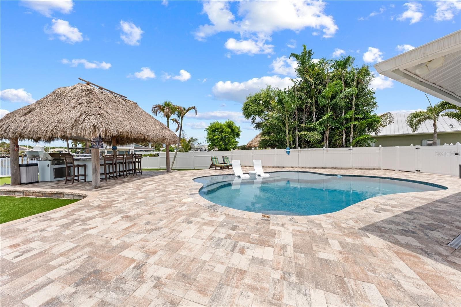 123 Queen Ann Court photo 12