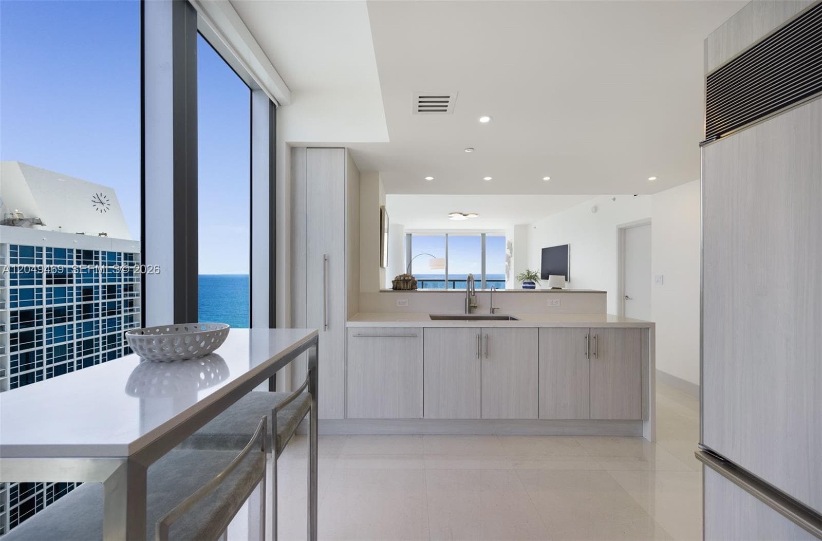 6799 Collins Ave 1402 photo 7