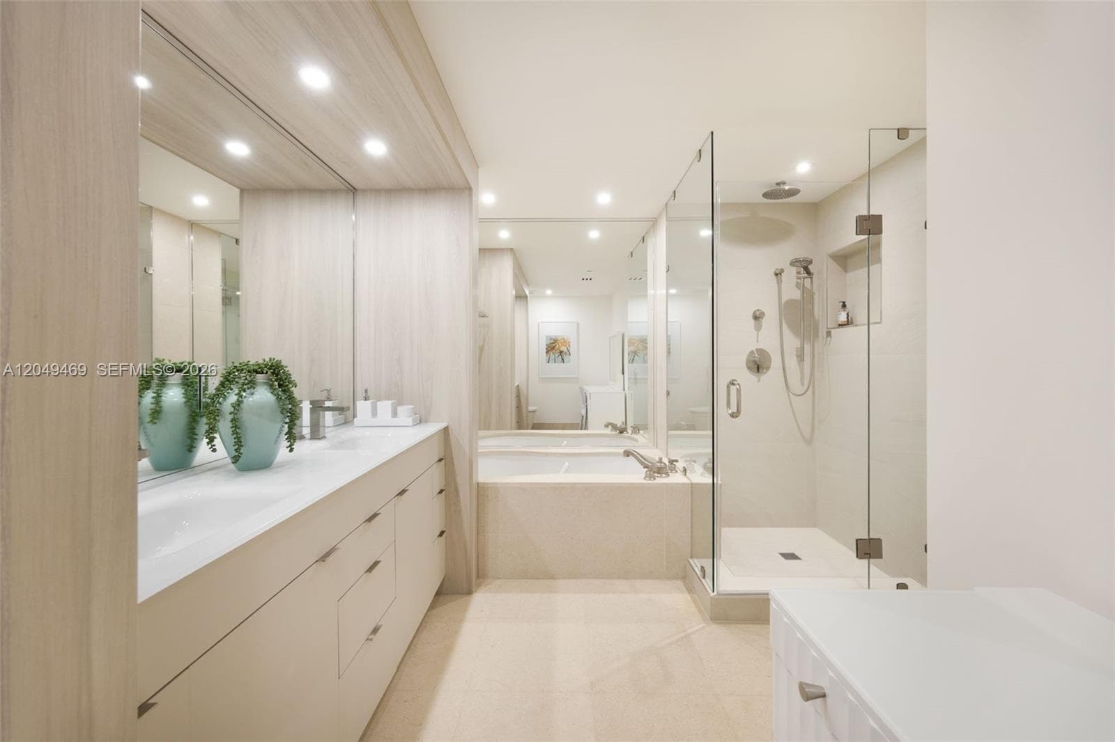 6799 Collins Ave 1402 photo 20