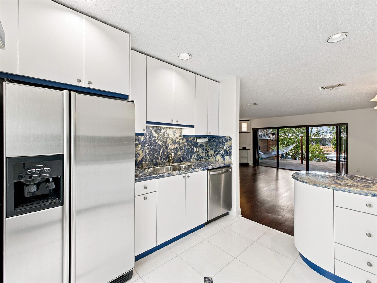 626 Mariners Way photo 19